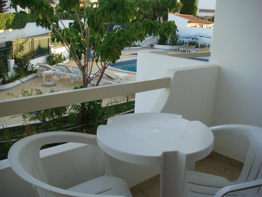 Apartamentos Sonybell Albufeira Kamer foto