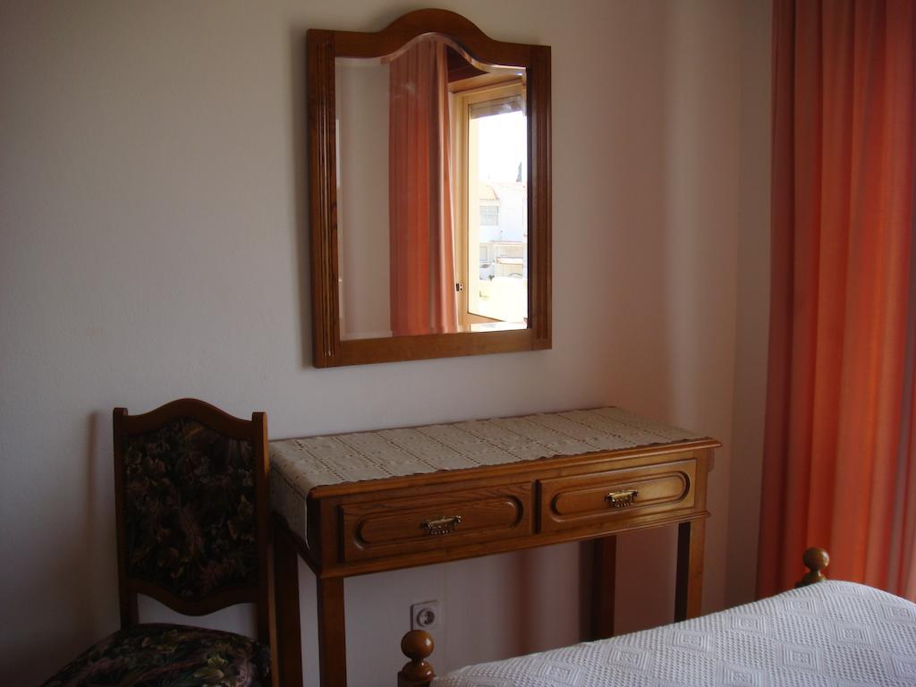 Apartamentos Sonybell Albufeira Kamer foto